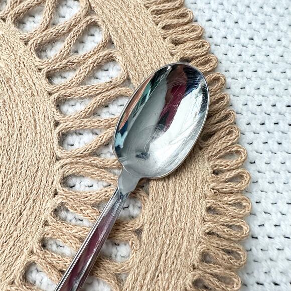 Mikasa Japan 18/8 Stainless Steel The Ritz Flatware Replacement Serving Spoon - Picture 2 of 5